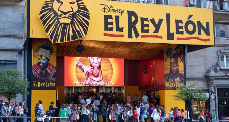 Viajes en grupo desde Ávila para ver el musical del Rey León